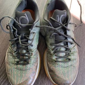 Nike men’s KD8 size 11